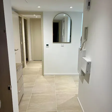 Trois-pieces Proche Apartamento